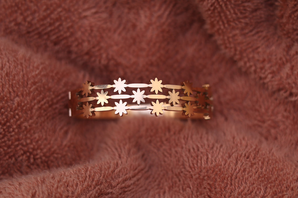 Golden Petal Band