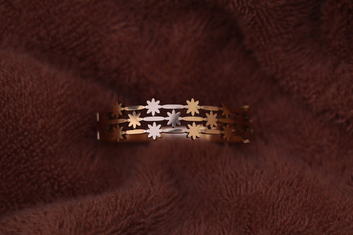 Golden Petal Band