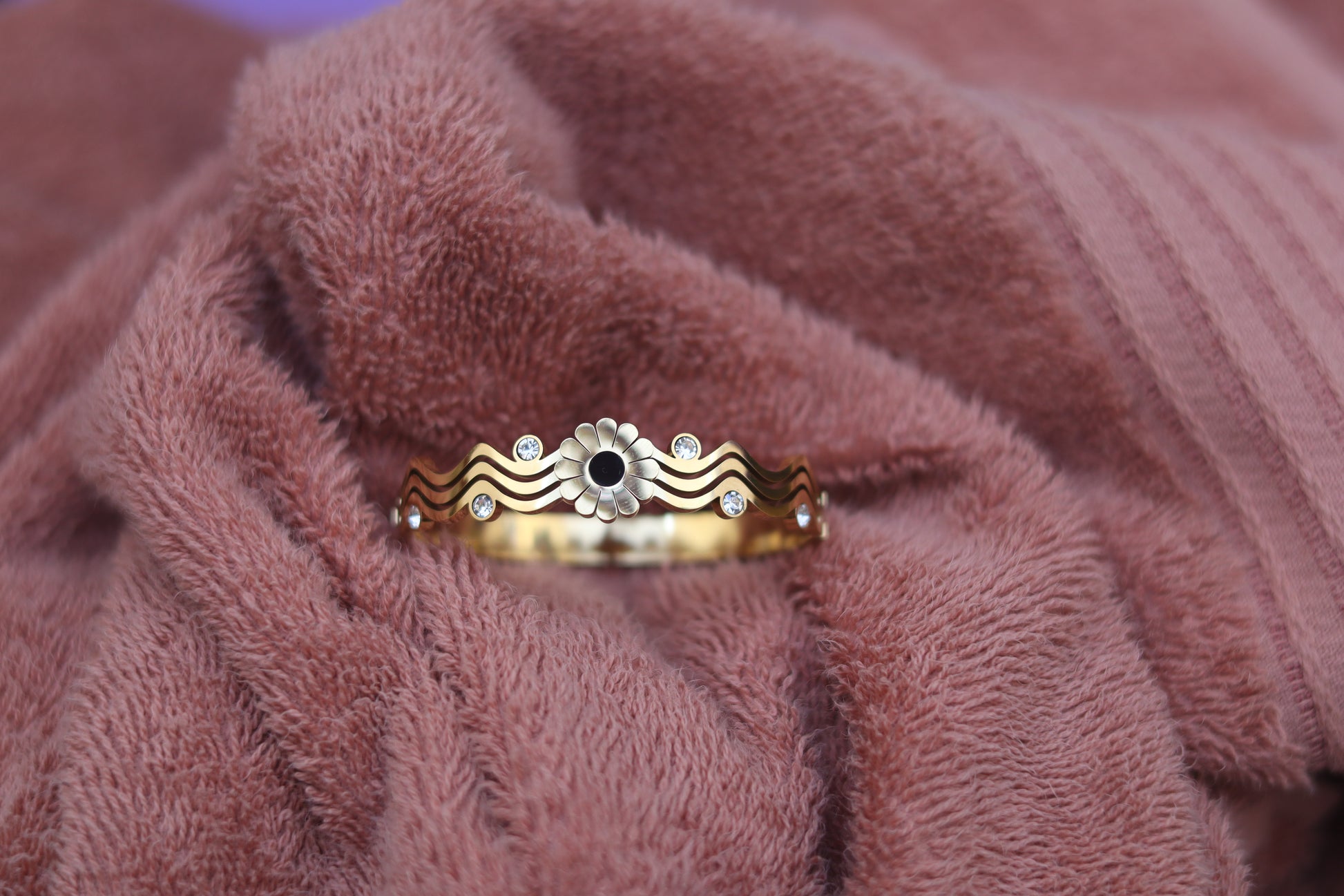Radiant Petal Wave Kada