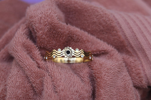 Radiant Petal Wave Kada